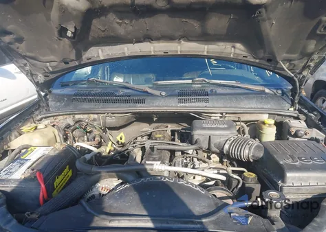 2000 Jeep Grand Cherokee Laredo from USA, damaged, VIN 1J4GW48S4YC324423